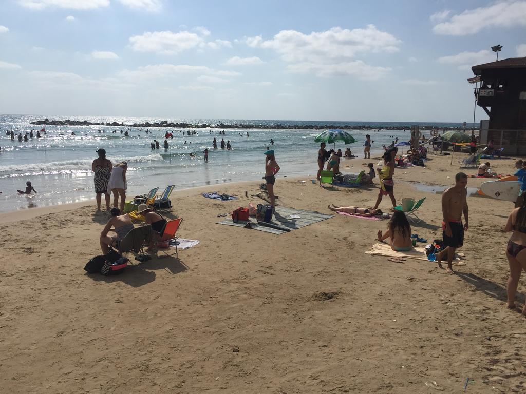 מגדל אלמוג חיפה - דירות "בלו ביץ'" על הים Exterior foto