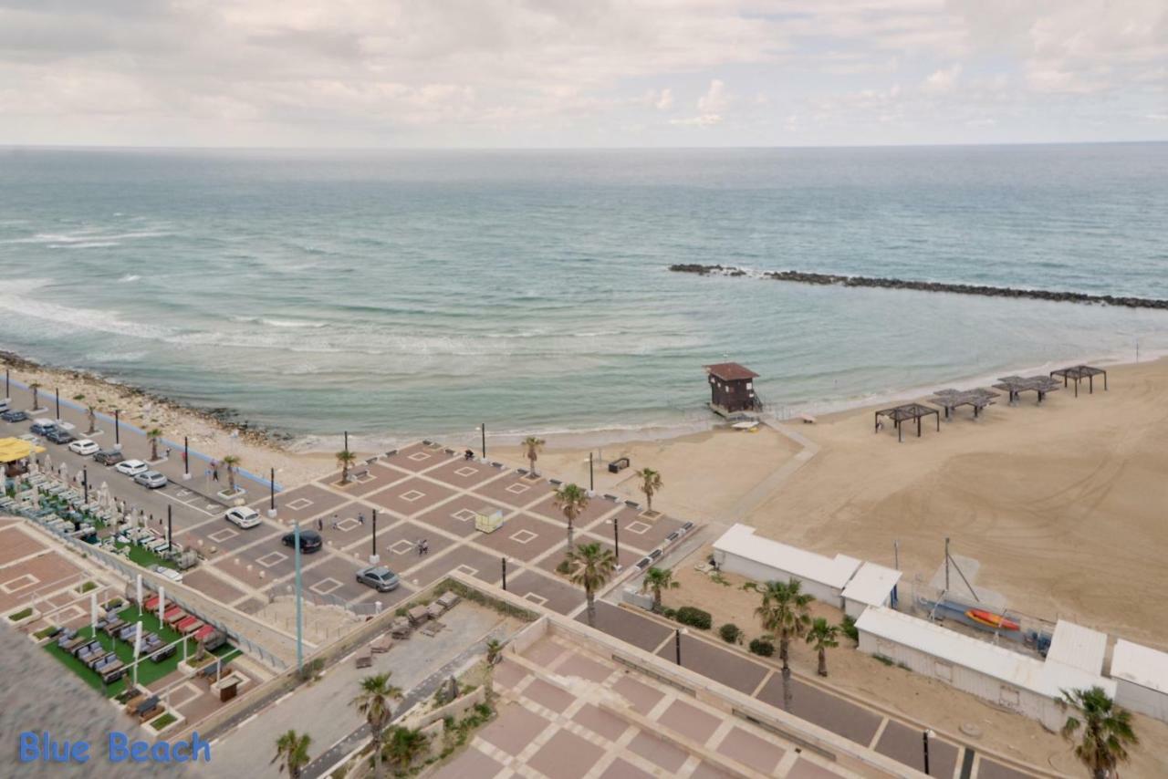 מגדל אלמוג חיפה - דירות "בלו ביץ'" על הים Exterior foto
